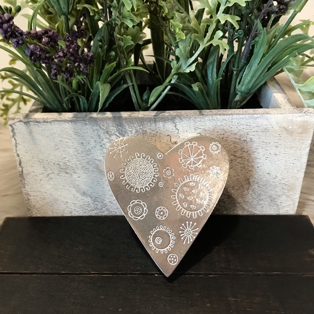 🆕 Vilmain Pewter Treasure/Trinket Box Cosmic heart